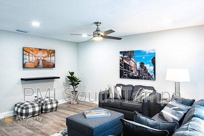Photo - 2214 E 18th Ave