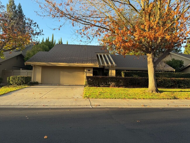 Gorgeous 3-Bedroom House in Gold River with pool - Gorgeous 3-Bedroom House in Gold River with pool