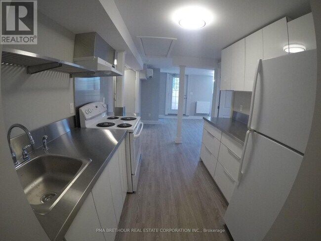 Photo - 67 Cartwright Ave