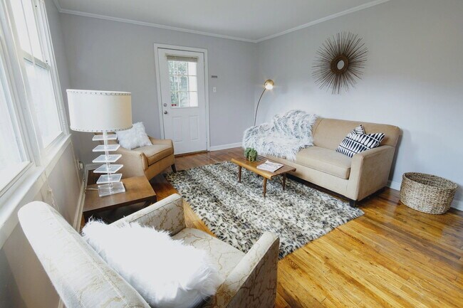 Photo - 3907 Peyton Ave