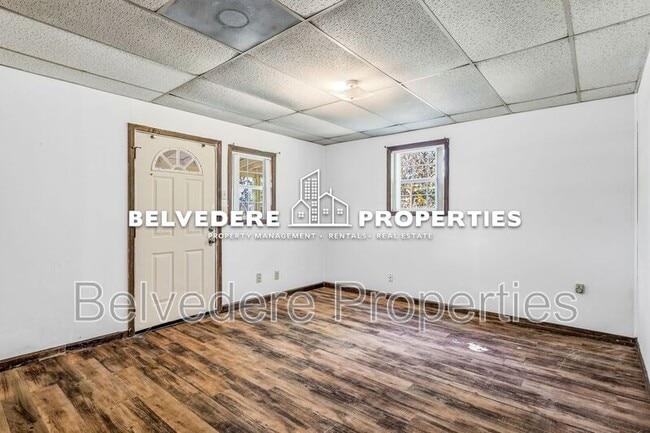 Photo - 1210 Valley View St