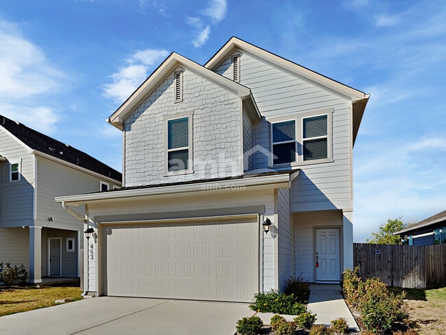 Building Photo - 453 Pebble Bend