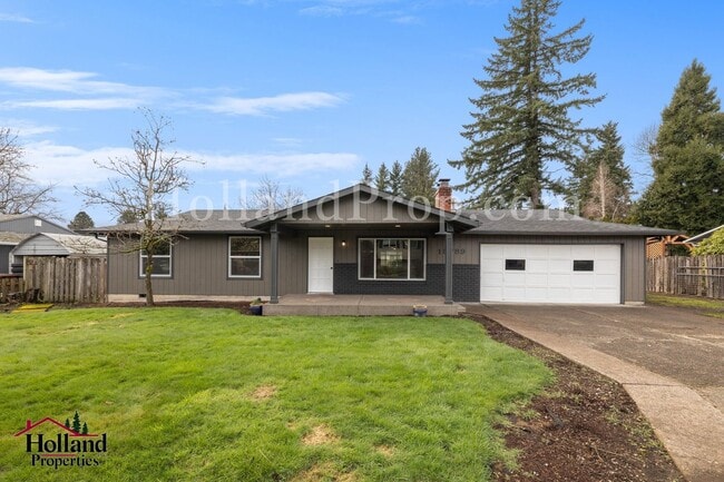 Photo - Fully Renovated 4-Bedroom Home with Shop, RV Parking & Expansive Yard – Oregon City
