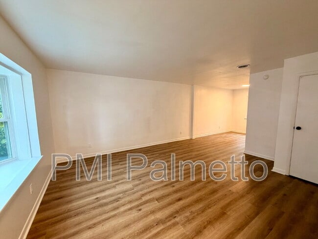 Photo - 1241 Grove Park Ln