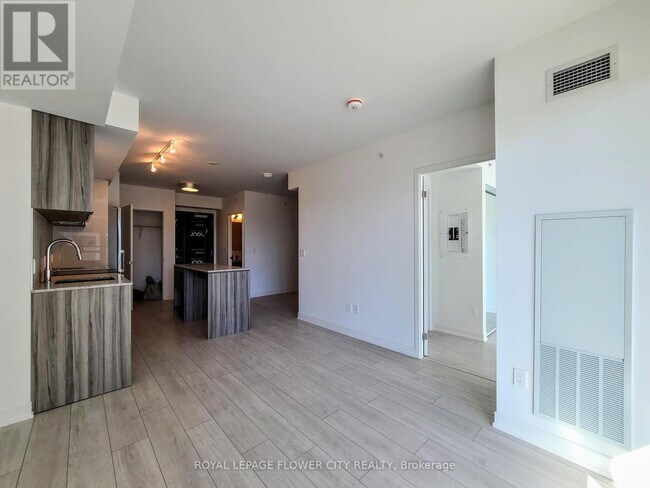 Photo - 31 Tippett Rd Unit 262