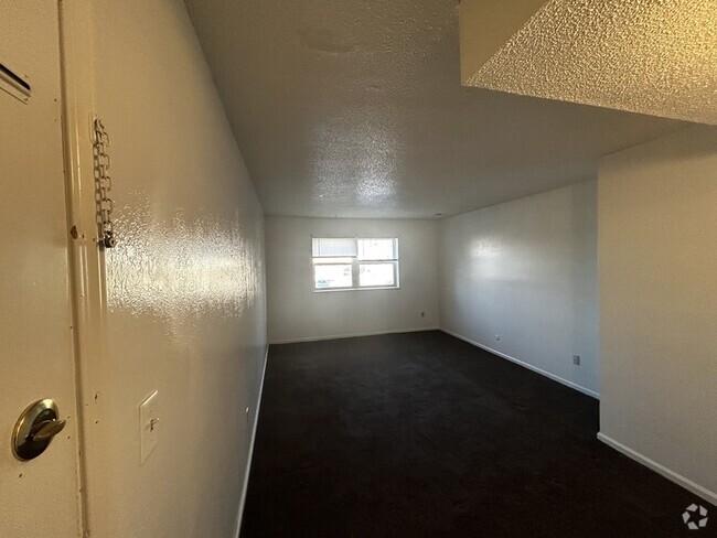 Building Photo - 1413 W Maple Ave Unit 1413E Rental