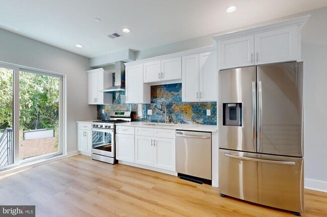 Photo - 511 N Paxon St