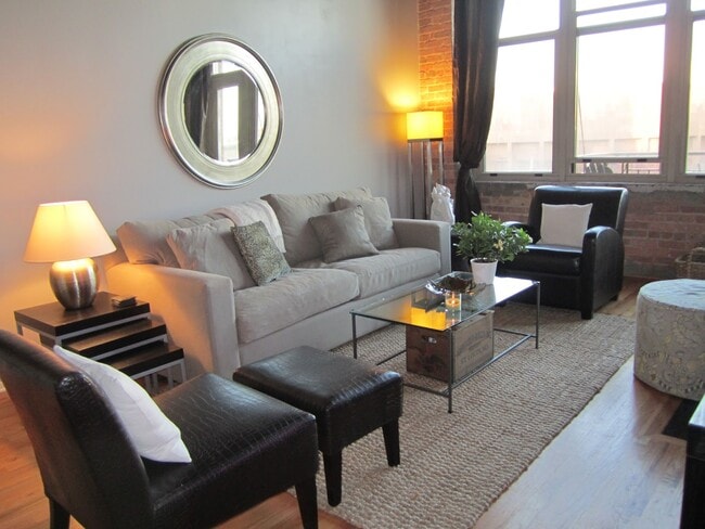 Photo - 1500 W Monroe St Unit 423