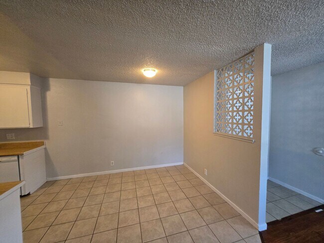 7905 Leona Way Unit 7905 Leona Unit C