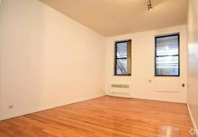 Building Photo - 111 Sullivan St Unit 2C Rental