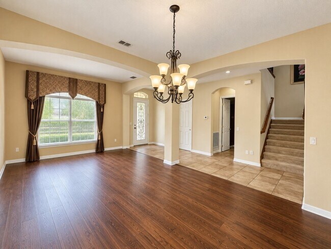 16331 Tudor Lake Ct