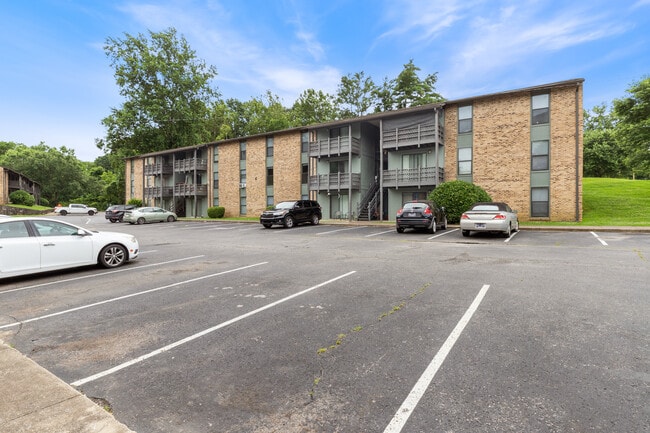 Building Photo - The Grove on Spring