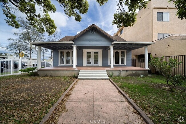 Building Photo - 201 S Orange Ave Rental