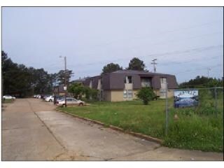 Photo - 108 Martin Luther King Ave Apartments