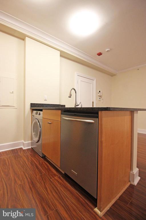 Photo - 1121 24th St NW Unit 202