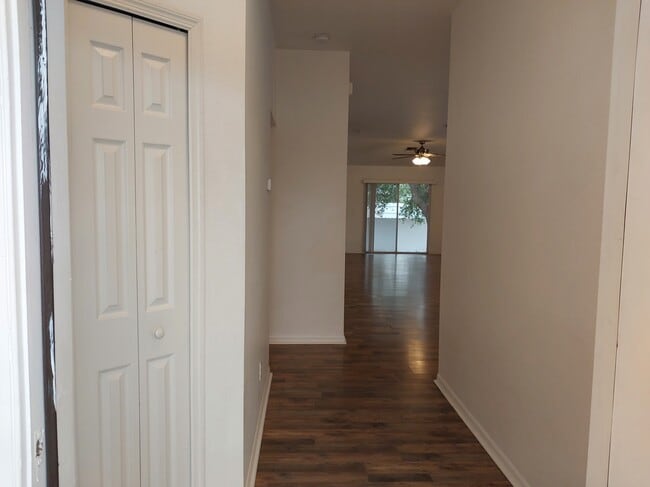Photo - 557 Windermere Dr