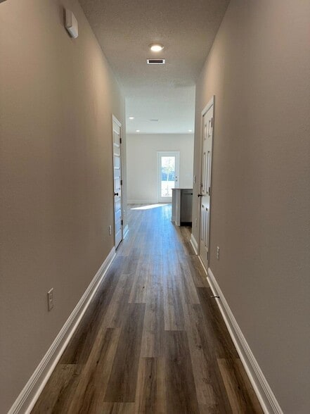 Photo - 5737 Stellarjay St