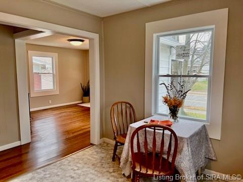 Photo - 704 W 7th St