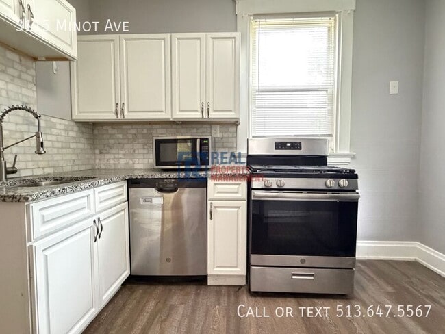 3115 Minot Ave