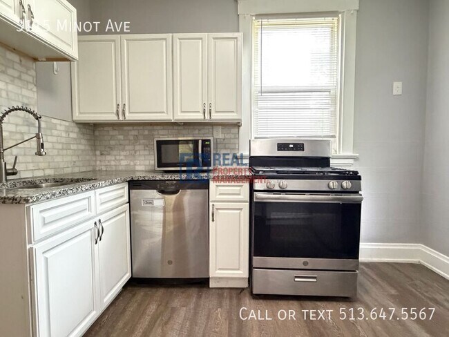 Photo - 3115 Minot Ave