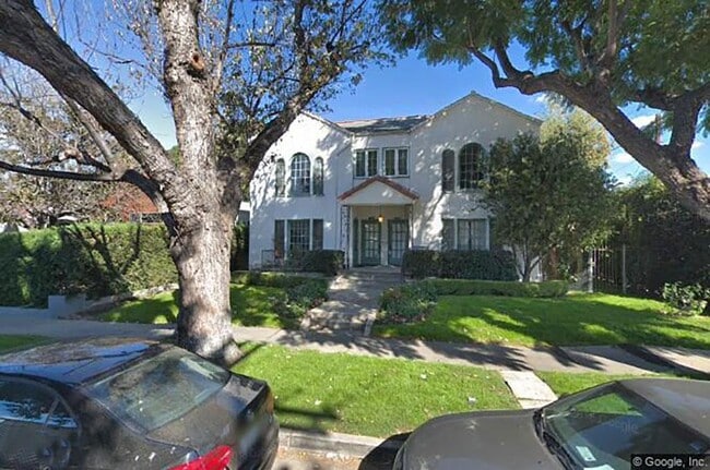 Building Photo - 4015 Edenhurst Ave Unit 4015