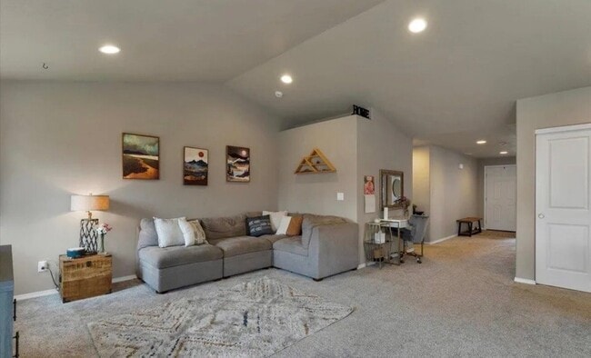 Photo - 2271 Cheadle Lk Ct