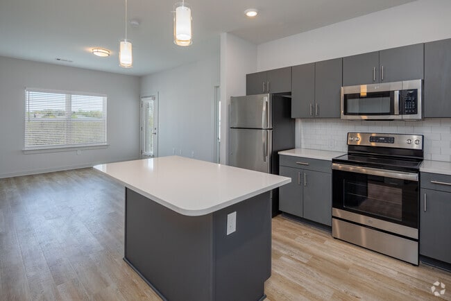 2BR, 2BA - The Vega - 914SF - Kitchen