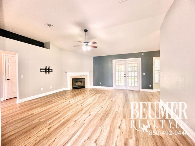 Photo - Now Available - 4br/2ba Home near NAS Pensacola back Gate