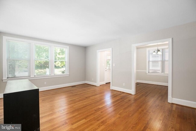 Photo - 1213 Stafford Ave
