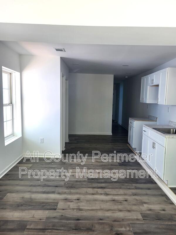 Photo - 1154 Windsor St SW Unit A