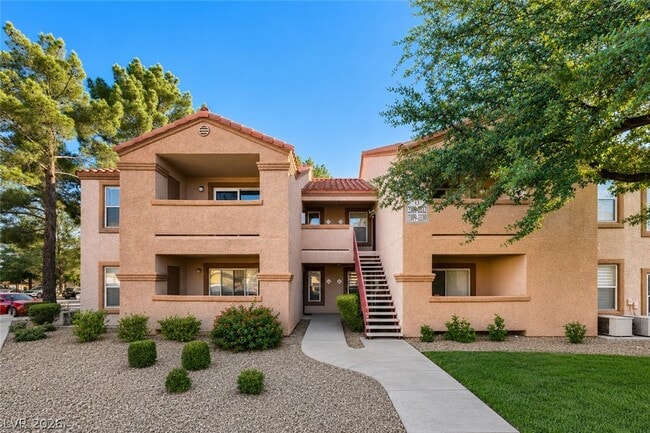 Building Photo - 1150 N Buffalo Dr Unit 2109