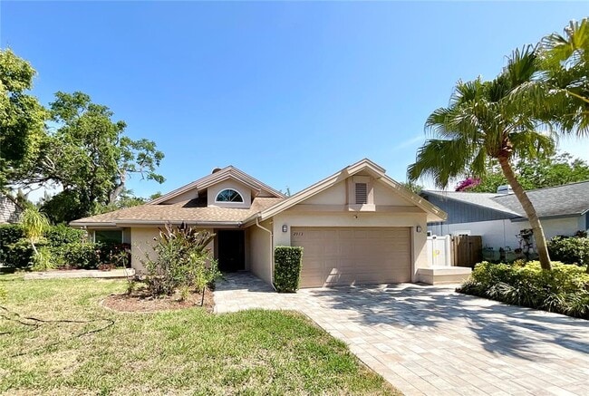 Building Photo - 2913 Longbrooke Way