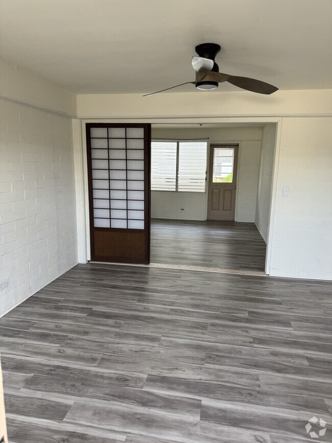 Building Photo - 910 Pumehana St Rental