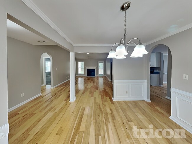 Photo - 708 Percevil Point