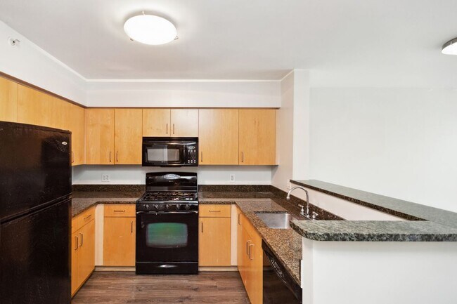 Photo - 1000 New Jersey Ave SE