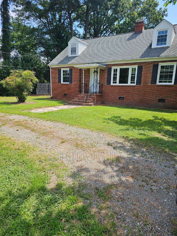 Photo - 8000 Atlee Rd House