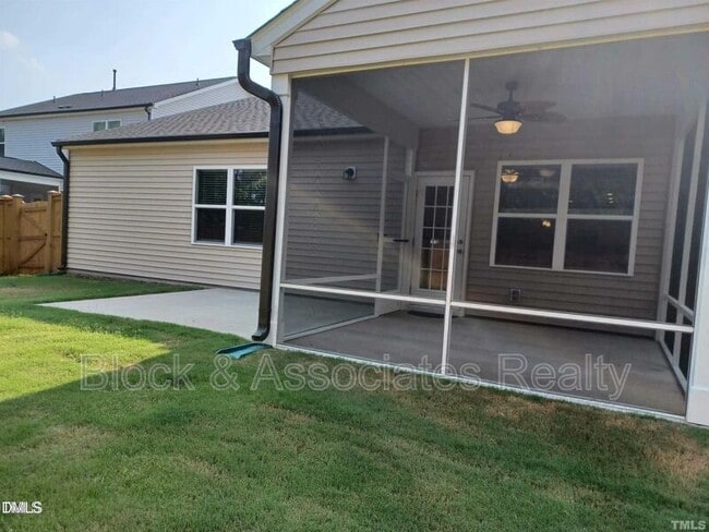 Photo - 2131 Fox Chapel Pl