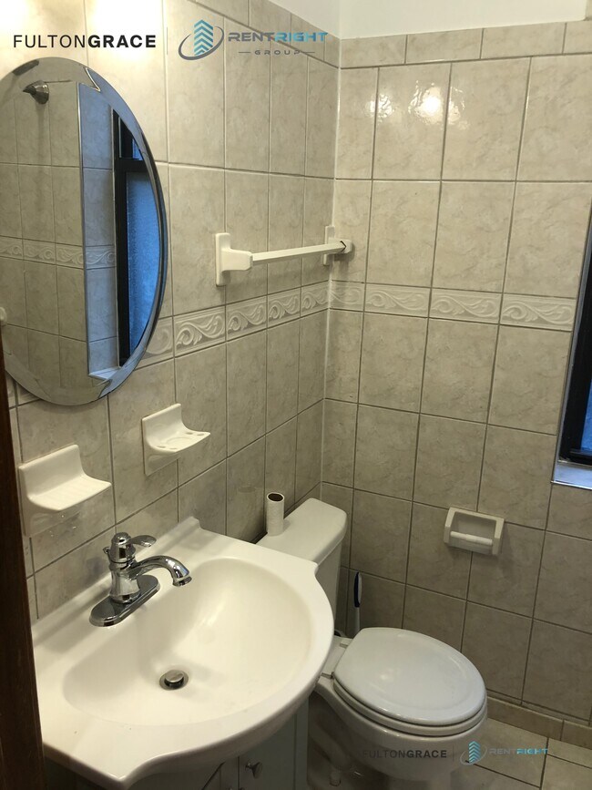 Photo - 1357 N Ashland Ave Unit 1B