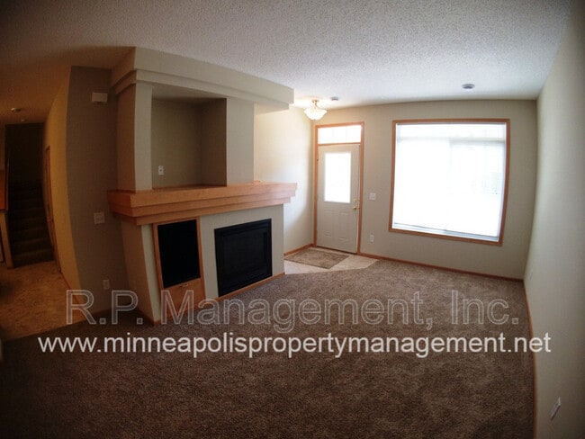 Photo - 10800 Hawthorn Trail