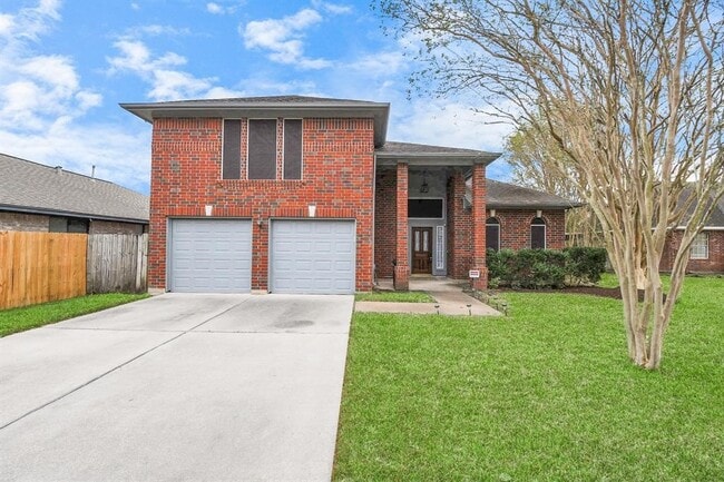 Building Photo - 2519 Palace Dr