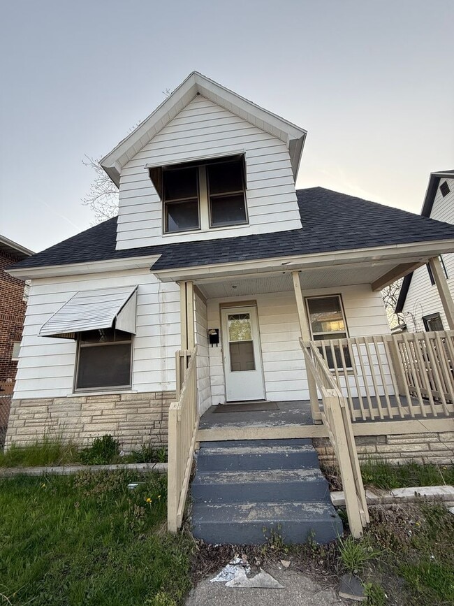 3 Bedroom 1.5 Bathroom HOUSE - 3 Bedroom 1.5 Bathroom HOUSE