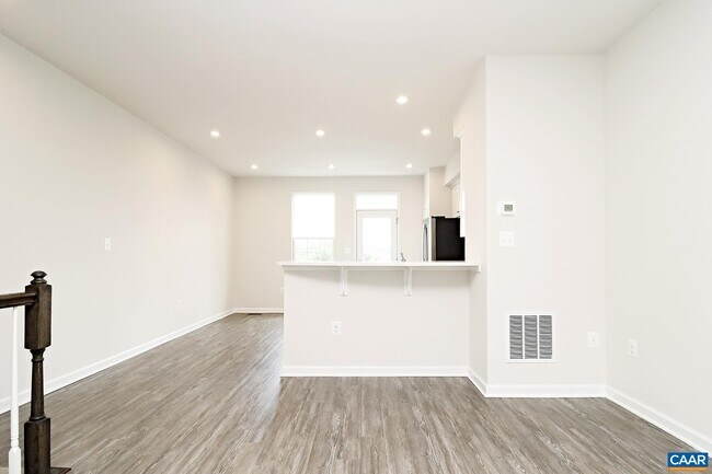 Photo - 2083 Elm Tree Ct
