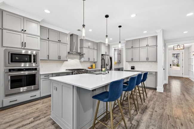 Building Photo - Serene Lowcountry Pondside Home!