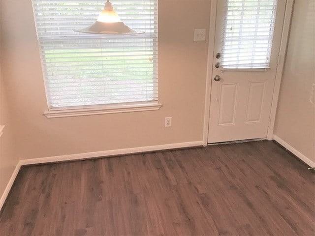 Photo - 1805 Manor Cir