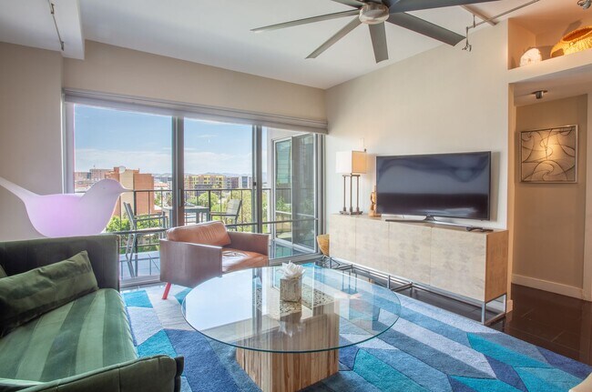 Photo - READY TO VIEW NOW! Gorgeous Downtown Phoen...