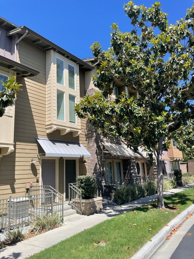282 Tustin Field Dr