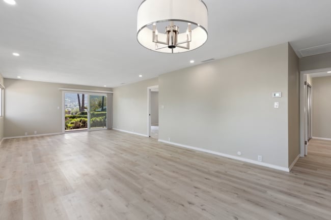 Photo - 1001 La Pluma Ct