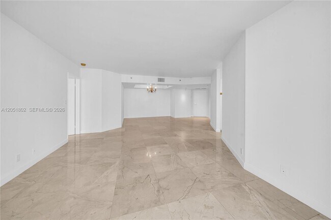 Photo - 3600 Mystic Pointe Dr Unit 1816
