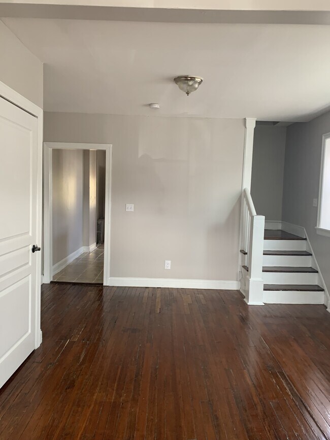 Photo - 1812 Scarboro St