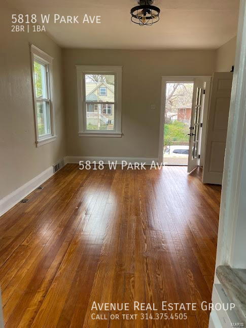 Photo - 5818 W Park Ave